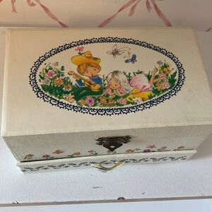 Vintage Decorative Jewelry Box